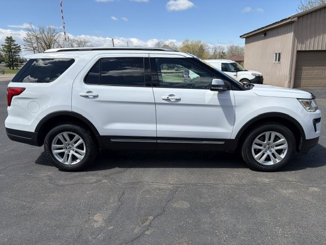 2019 Ford Explorer XLT - Photo 7
