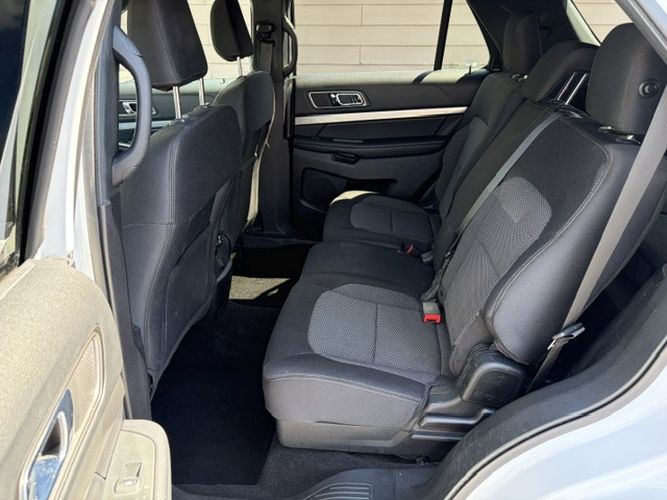 2019 Ford Explorer XLT - Photo 12