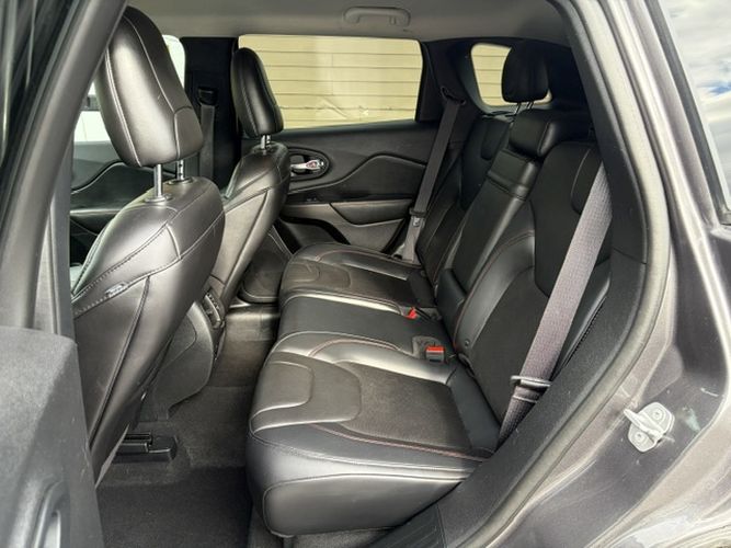 2019 Jeep Cherokee Trailhawk - Photo 12