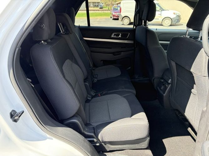 2019 Ford Explorer XLT - Photo 14