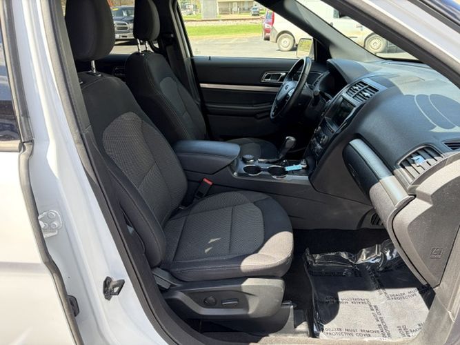 2019 Ford Explorer XLT - Photo 15